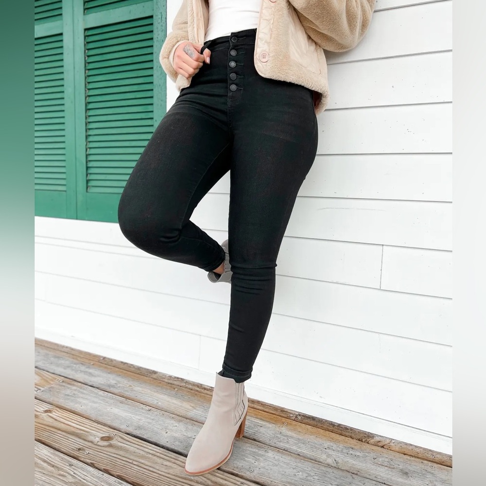 Able The High Rise Black Button Fly Skinny Jeans Size: 28